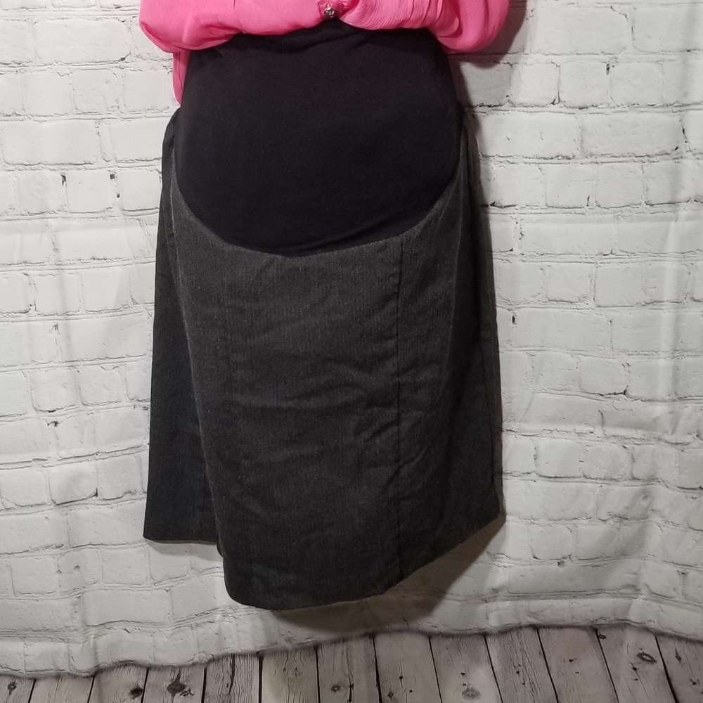Oh Baby by Motherhood Maternity skirt Size L